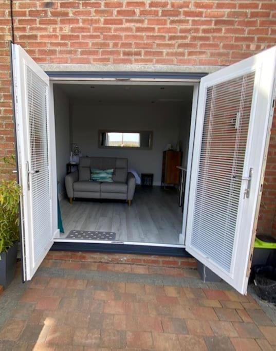 Luxury Mumbles View Studio Apartment Swansea Dış mekan fotoğraf